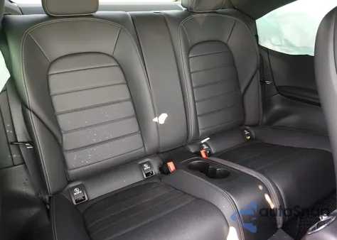 2019 Mercedes-Benz C 300 from USA, damaged, VIN WDDWJ8DB4KF843805